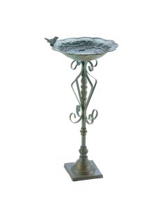 SPECKLED GREEN BIRDBATH